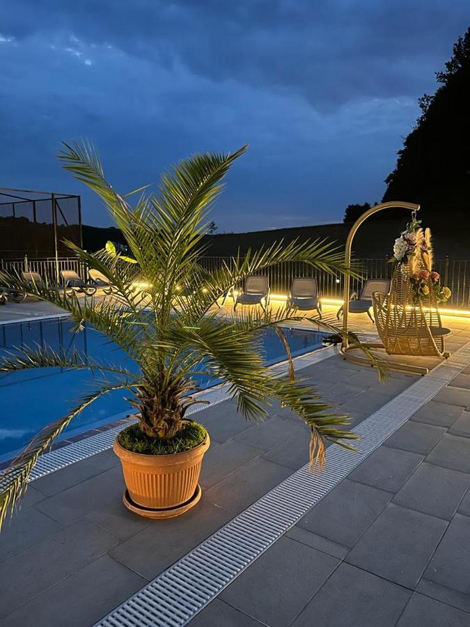 Metropol Hotel ไบเลเฟลิกซ์ ภายนอก รูปภาพ